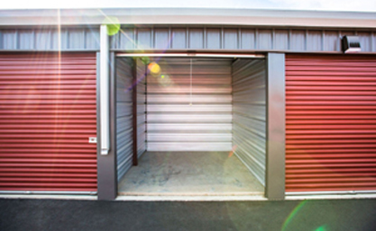 self storage in 6612 Canal St 77011